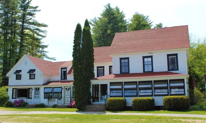 North Sebago Apartamento | Vista Apartment-Private Beach-Pets Welcome - Round Table Lodge, Sebago, Maine
