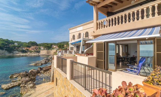 Sant Elm Casa | VISTA AZUL 8 - Casa de verano frente al mar y a unos pasos de la playa.