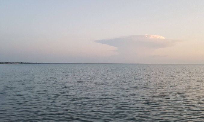 Zurich Cabaña | Vista Beach Lake Escape Lake Huron Cottage - 4 bedrooms - sleeps 10