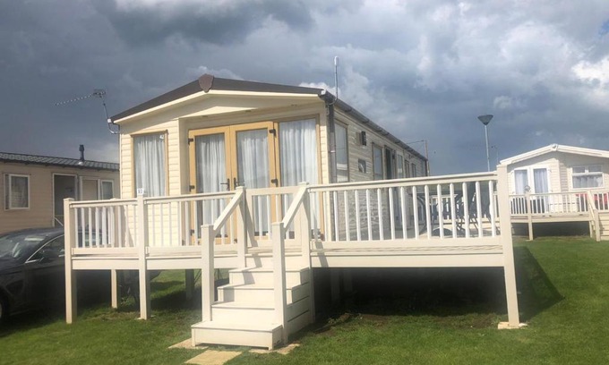 Seasalter Otro | Vista Caravan Hire