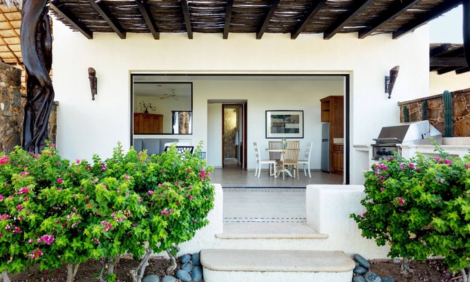 La Paz Villa | Vista Del Mar: Private 2-bedroom 2-bathroom oceanview villa