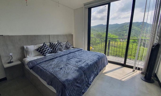 La Mesa Casa | Vista Hermosa Glamping y Cabañas