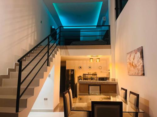 Guayaquil Apartamento | Vista Hills Loft & Jacuzzi a 10min Consulado Americano