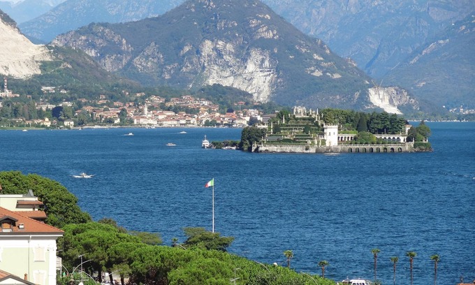 Stresa Apartamento | Vista Lago en centro Stresa, amplia terraza y magníficas vistas lago, WiFi,Clim