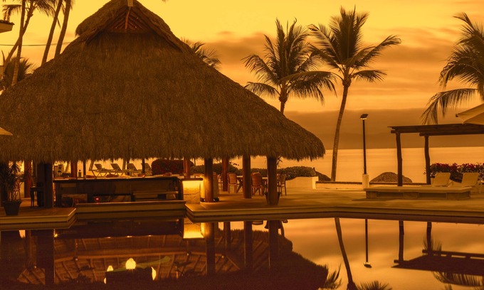 Bucerías Hotel | Vista Vallarta All Suites on the Beach