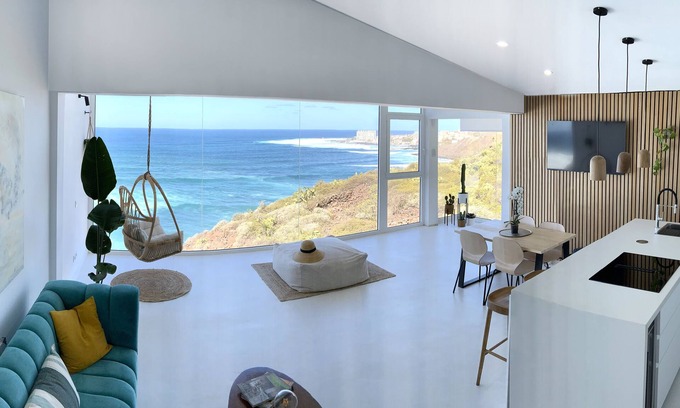 Bajamar Apartamento | ¡Vistas al Mar y Lujo en Bajamar! Apartamento Boutique