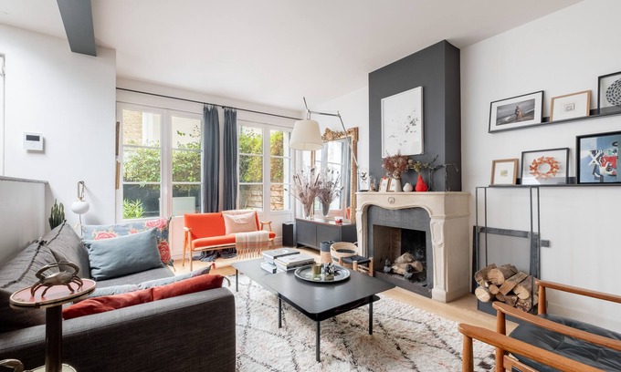 Billancourt–Rives de Seine Casa | Visual Virtue, by Veeve