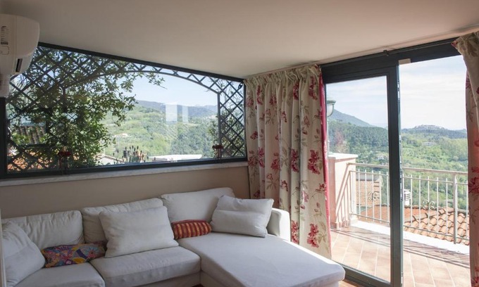 Castelnuovo Magra Casa | Vita Lumiere
