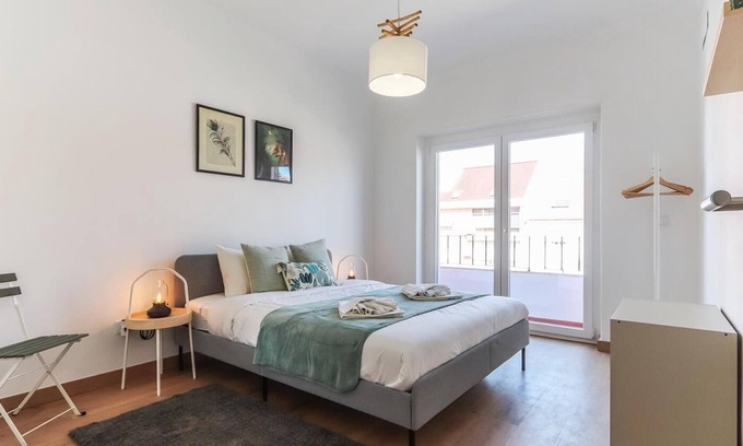 Cacilhas Apartamento | Vita Portucale | Almada Balcony