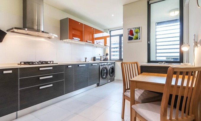 Alges Apartamento | Vita Portucale | Miraflores Sky View with Balcony
