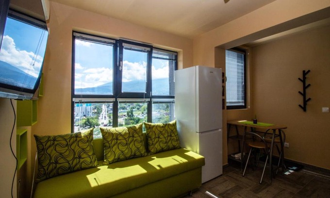 Studentski Grad Apartamento | Vitosha View Apartment with Parking