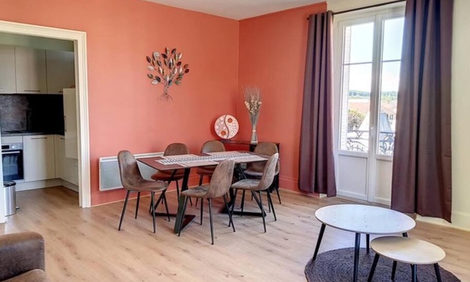 Vittel Apartamento | Vittel Spacieux 2 pièces Rénové - Confortable - Vue - 200 mètres Thermes