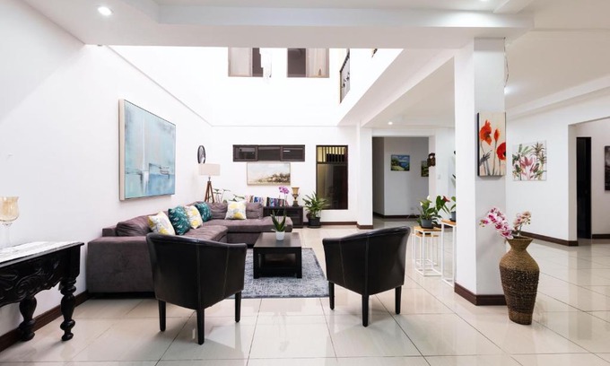 Pavas Casa | Viva Guest House