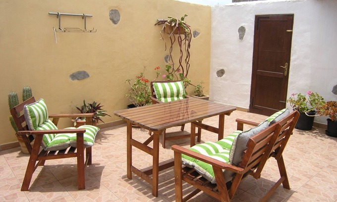 Agüimes Apartamento | Vivelorural Casa Saulo 3, cozy stay in Agüimes