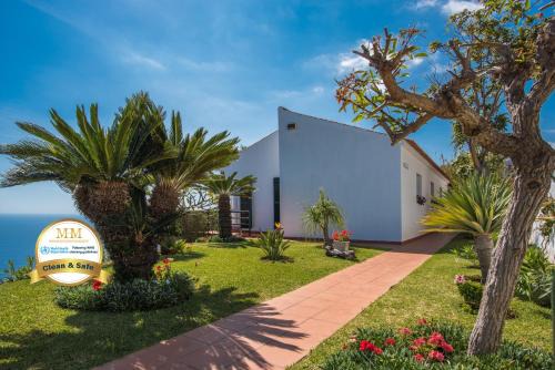 Garajau Casa | Vivenda da Esquina - by LovelyStay