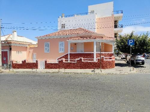 Praia Villa | Vivenda Paraíso, Charming house on the Plateau
