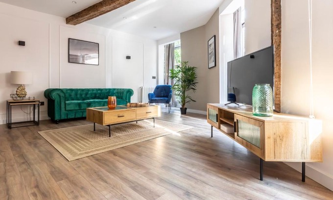 Bilbao la Vieja Apartamento | Vivienda Turística Plaza de los Tres Pilares