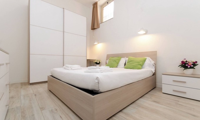 Guastalla Apartamento | VivimiHome-Duomo Cioffi House