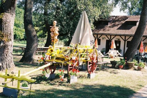 Turistvandi Casa | Vizimalom Kemping, Panzió és Étterem