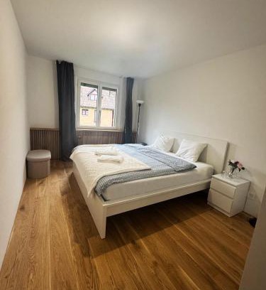 Kloten Casa | VK - H - Zürich Airport - Luxury - Homestay - Haldenstrasse - Kloten