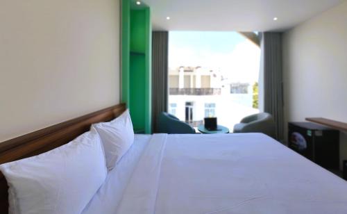 Ninh Kieu Hotel | vLuna Can Tho Hotel