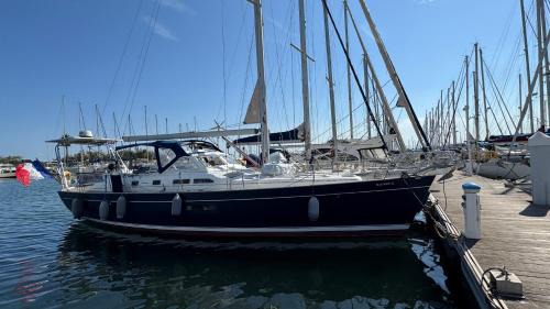 Gruissan Alquiler De Eote | Voilier à quai