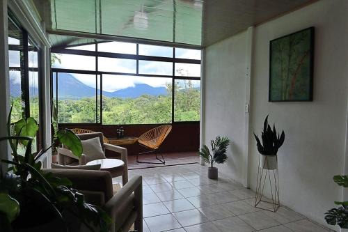 El Fósforo Casa | Volcano & Lake Arenal View Suite with Soaking tub