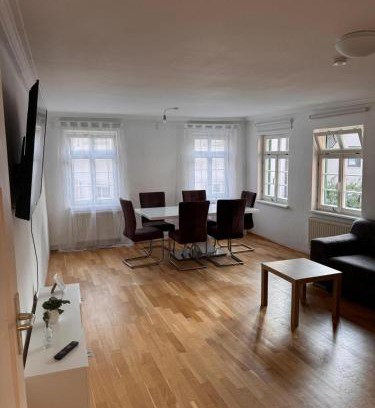 Herrenberg Apartamento | Voll ausgestattetes Apartment direkt in der City
