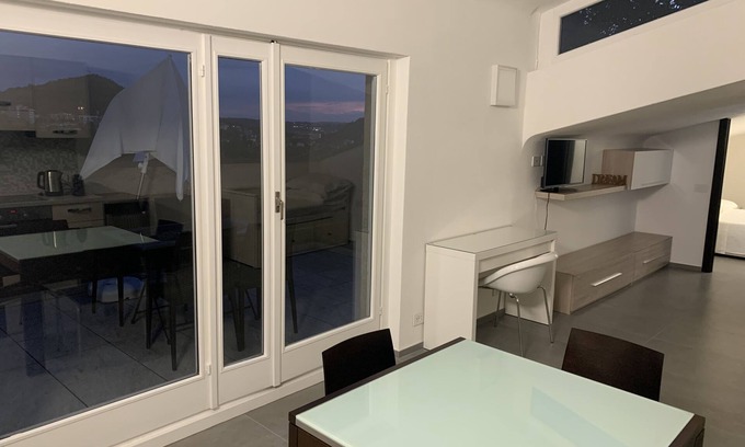Camnago Volta Casa | Volta's Dream - Baradello