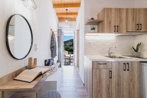 Koronos Apartamento | VOLTO Suite