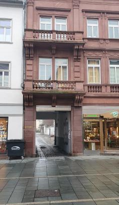 Bad Homburg v.d. Hoehe Casa | Von privat, Großes Zimmer sehr zentral in Bad Homburg Stadtmitte
