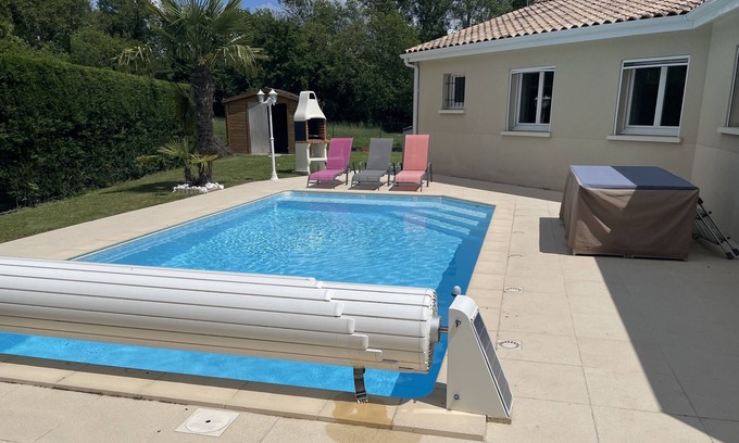 Saint-Andre-de-Cubzac Casa | Vrbo Property