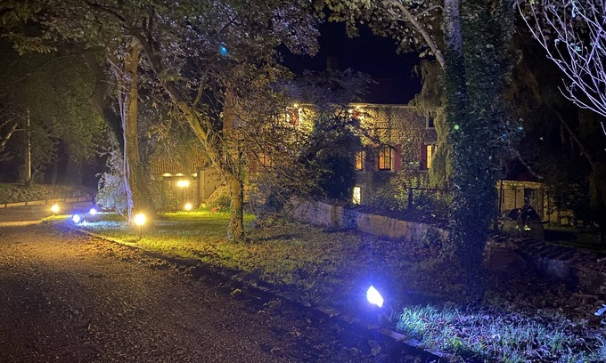 Wimille Cama Y Desayuno | Vrbo Property