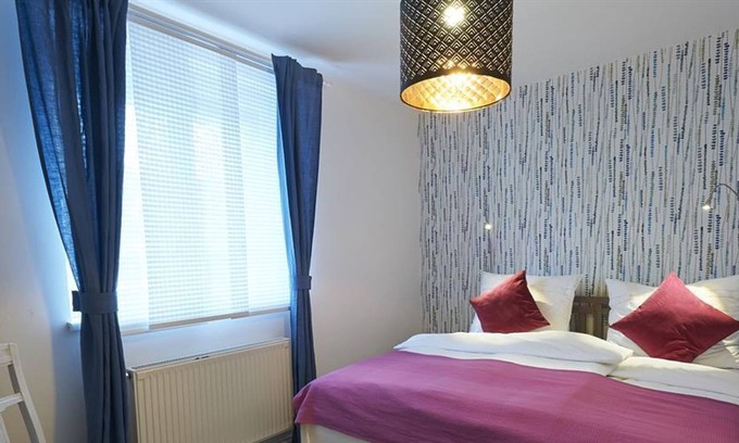 Halbturn Apartamento | Vrbo Property