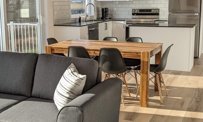 Desjardins Casa | Vrbo Property