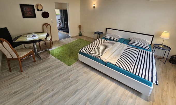 Bad Muenster am Stein-Ebernburg Apartamento | Vrbo Property