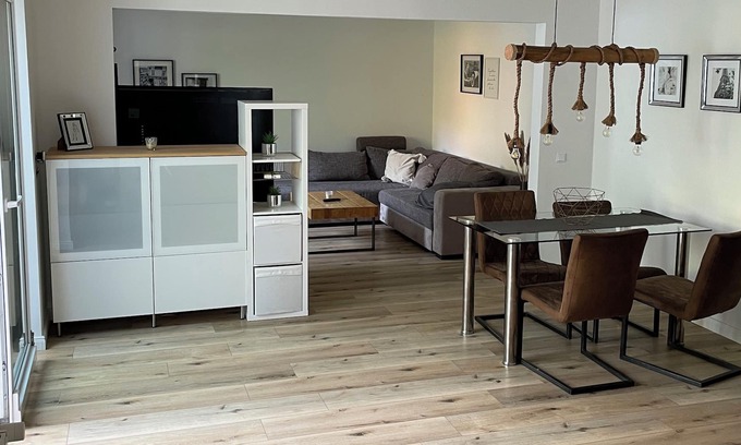 Ense Apartamento | Vrbo Property