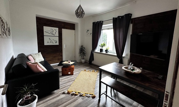 Hattingen Condominio | Vrbo Property