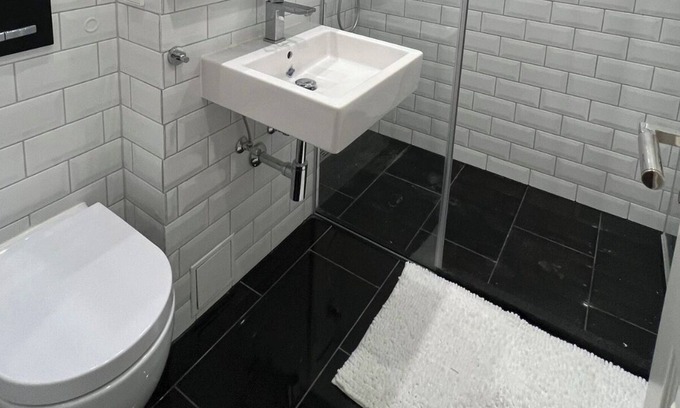 Raderthal Apartamento | Vrbo Property
