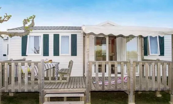 Isigny-sur-Mer Casa | Vrbo Property