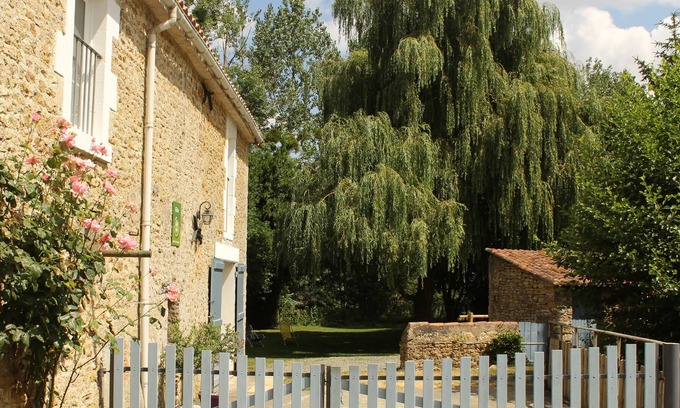 La Jaudonniere Cabaña | Vrbo Property
