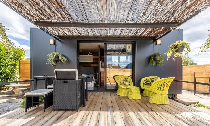 Toulon-sur-Arroux Casa | Vrbo Property