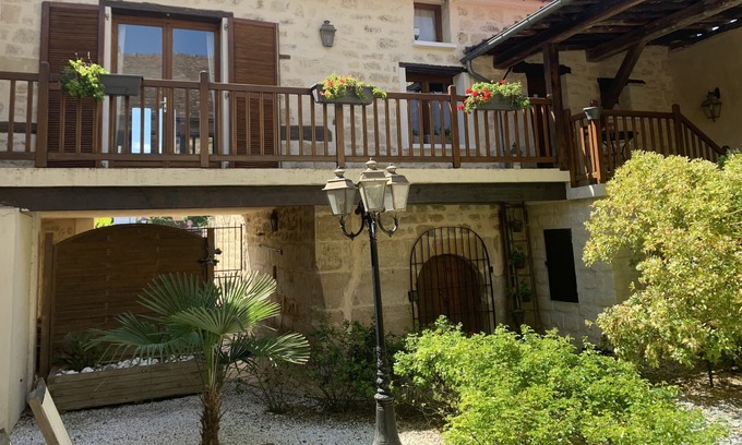 Viarmes Casa | Vrbo Property