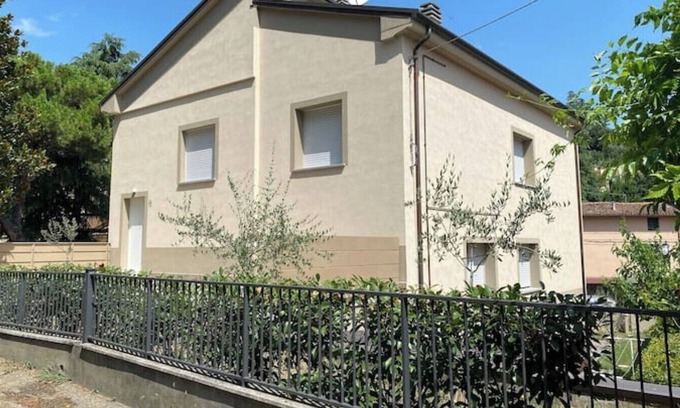 Casalfiumanese Apartamento | Vrbo Property
