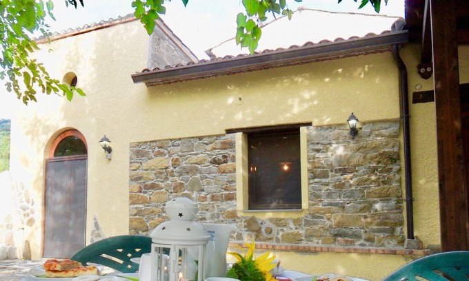 Gioi Cama Y Desayuno | Vrbo Property