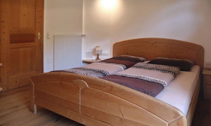 Senales Apartamento | Vrbo Property
