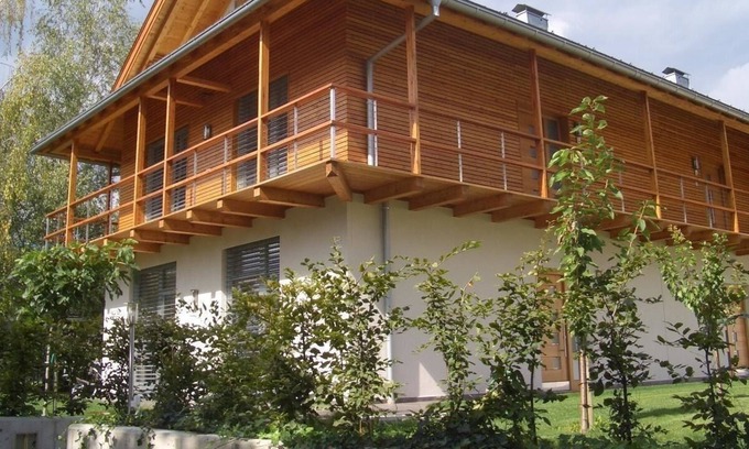 Naz Apartamento | Vrbo Property