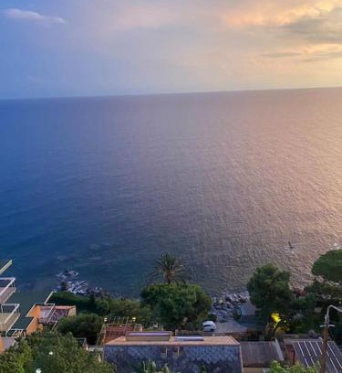 Ospedaletti Apartamento | Vue mer exceptionnelle résidence Patrizia