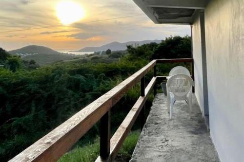 Sainte-Anne Apartamento | Vue Mer Partielle, au Calme, Plages à 10 min, Parking gratuit