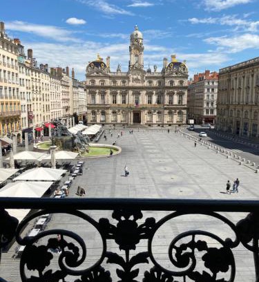 Terreaux - Bat d'argent Apartamento | Vue Place des Terreaux-4 Voyageurs